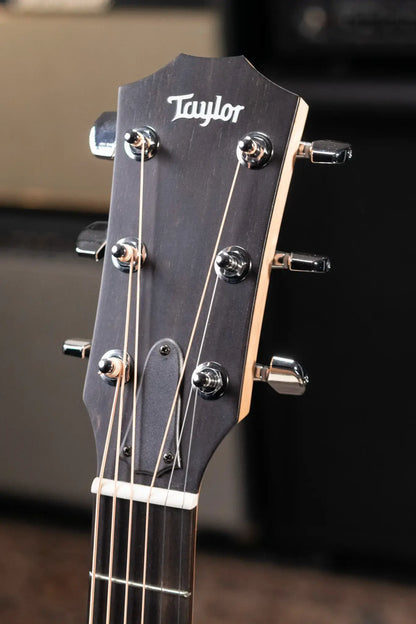 Taylor EG-12e LTD Academy Lutz Spruce/Maple Grand Concert Acoustic/Electric Guitar with Gig Bag