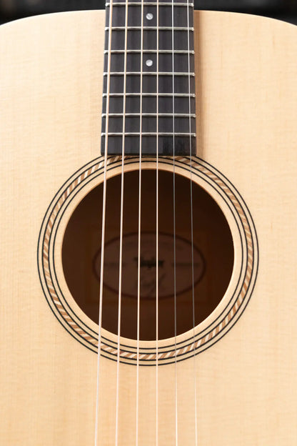 Taylor EG-12e LTD Academy Lutz Spruce/Maple Grand Concert Acoustic/Electric Guitar with Gig Bag
