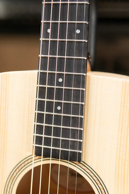 Taylor EG-12e LTD Academy Lutz Spruce/Maple Grand Concert Acoustic/Electric Guitar with Gig Bag