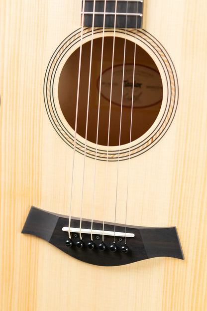 Taylor EG-12e LTD Academy Lutz Spruce/Maple Grand Concert Acoustic/Electric Guitar with Gig Bag