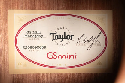 Taylor GS Mini Mahogany Acoustic Guitar with Gig Bag