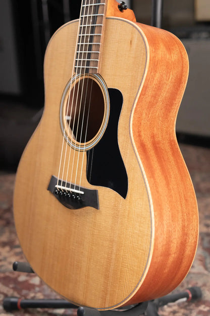 Taylor GS Mini Sapele Acoustic Guitar with GS Mini Bag