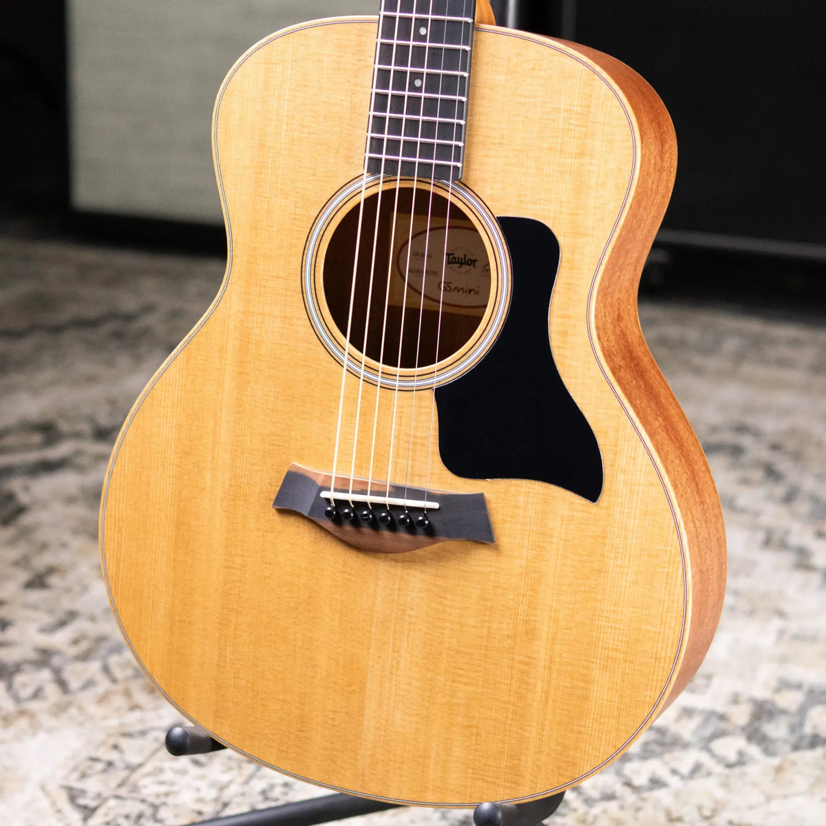 Taylor GS Mini Sapele Acoustic Guitar with GS Mini Hard Bag