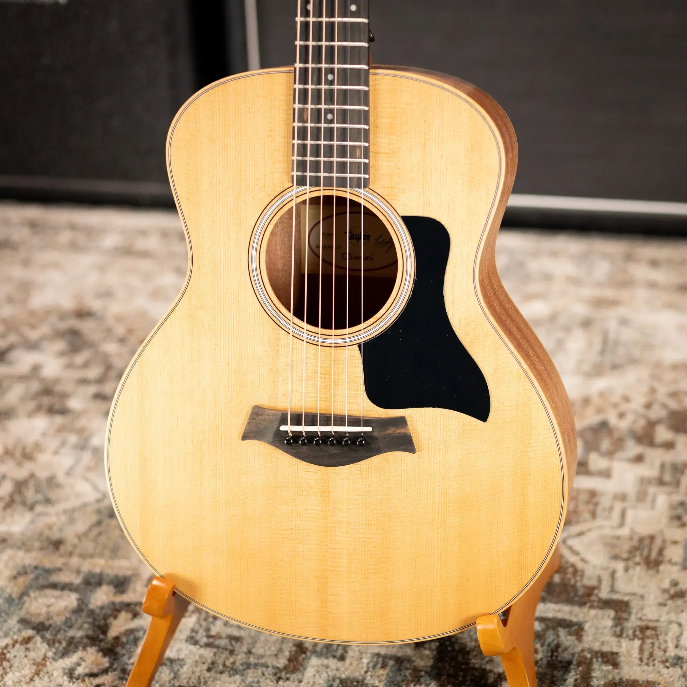 Taylor GS Mini Sapele Acoustic Guitar with Gig Bag