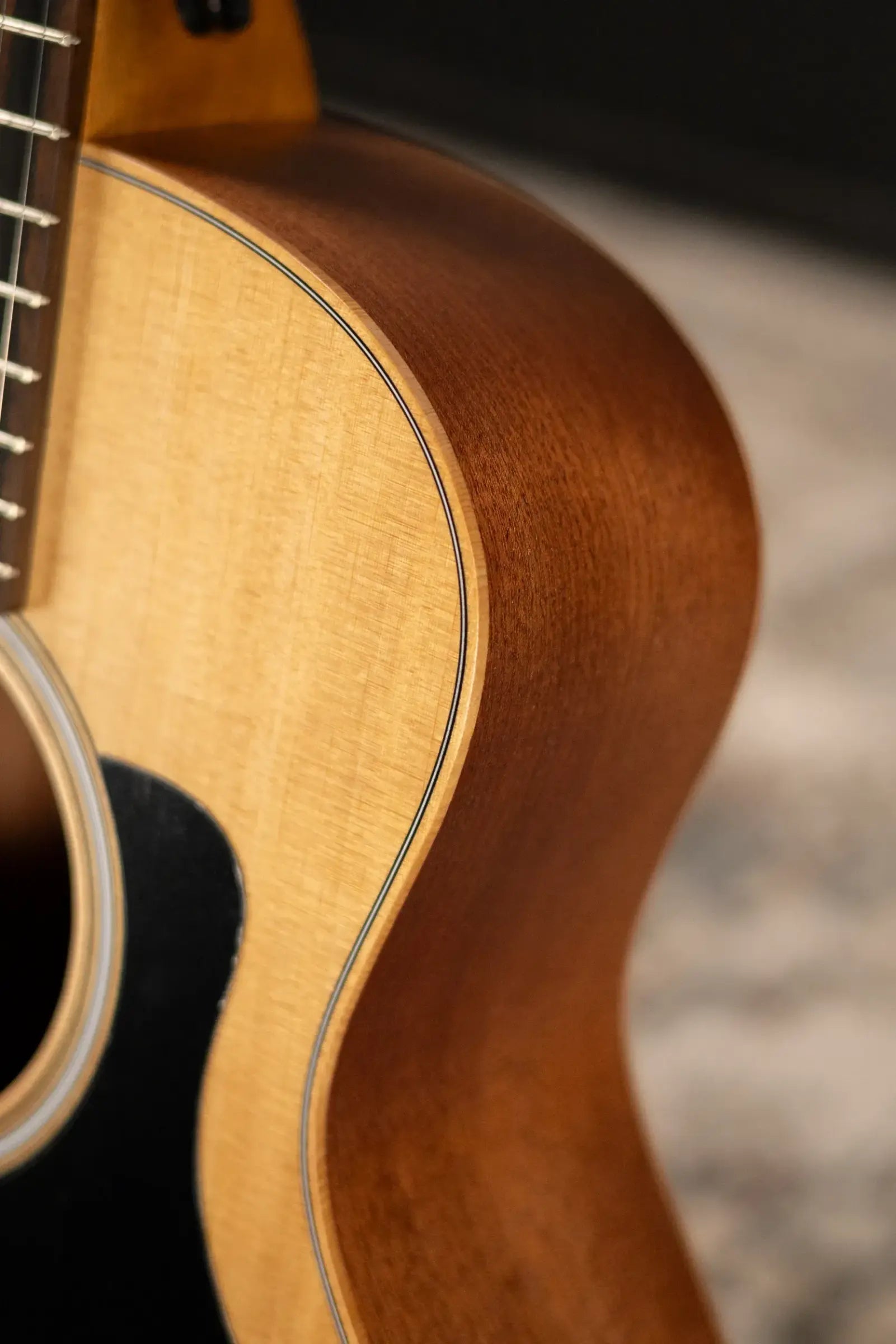 Taylor GS Mini Sapele Acoustic Guitar with Tan Structured Gig Bag