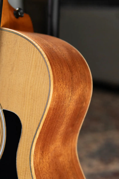 Taylor GS Mini Sapele Acoustic Guitar with Tan Structured Gig Bag