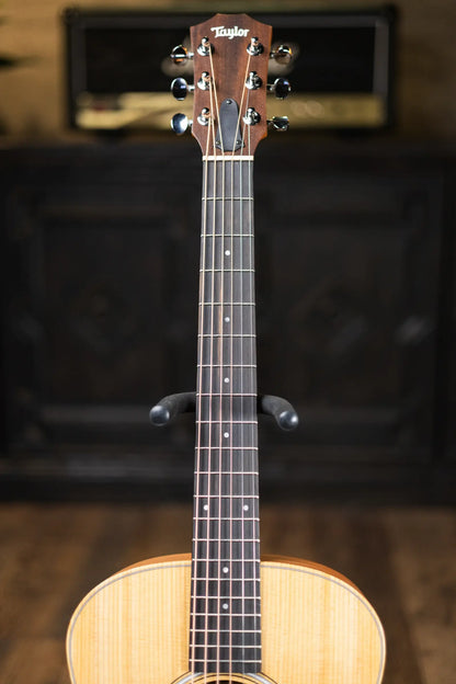 Taylor GS Mini Sapele Acoustic Guitar with Tan Structured Gigbag