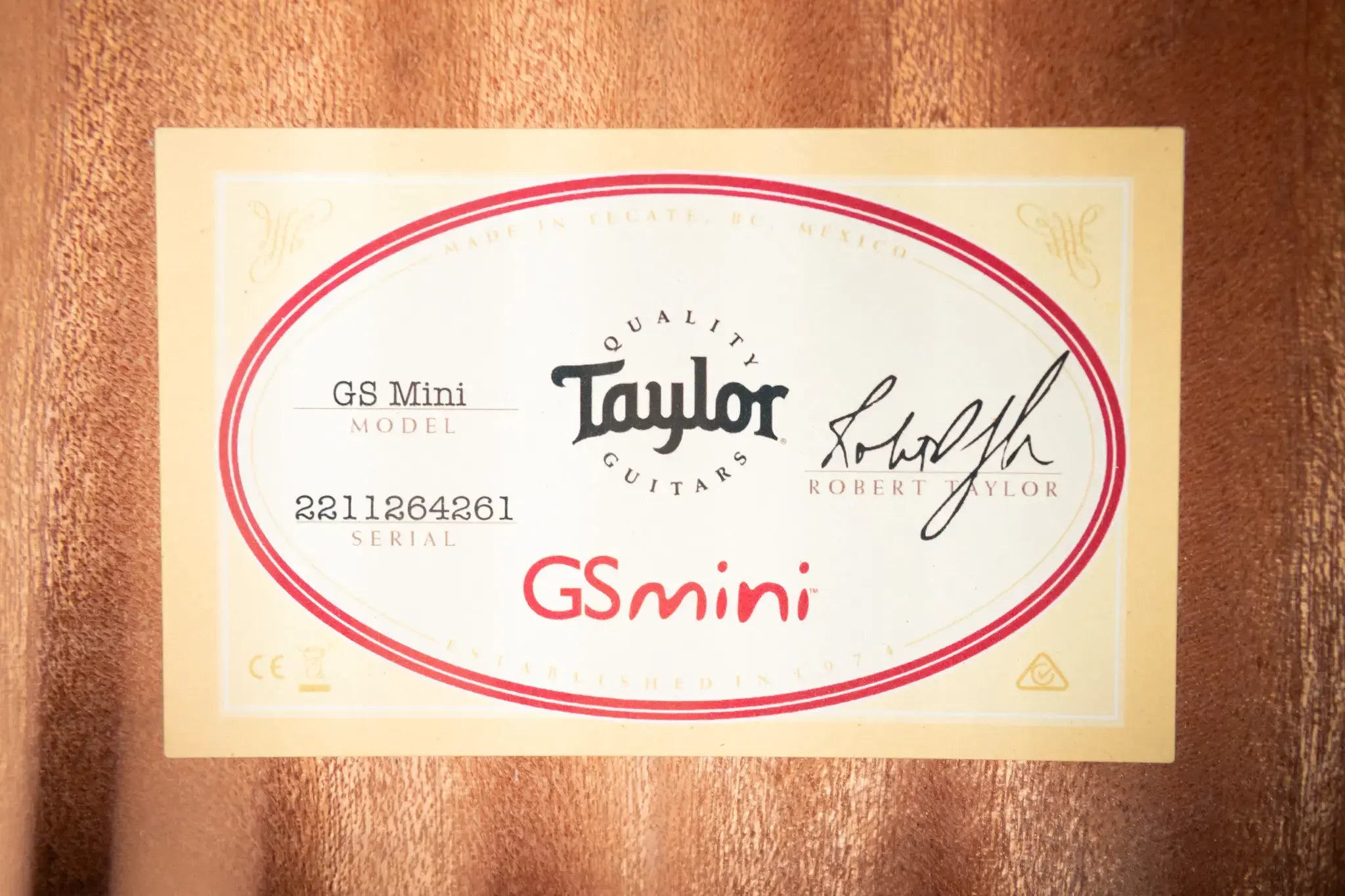 Taylor GS Mini Sapele Acoustic Guitar with Tan Structured Gigbag