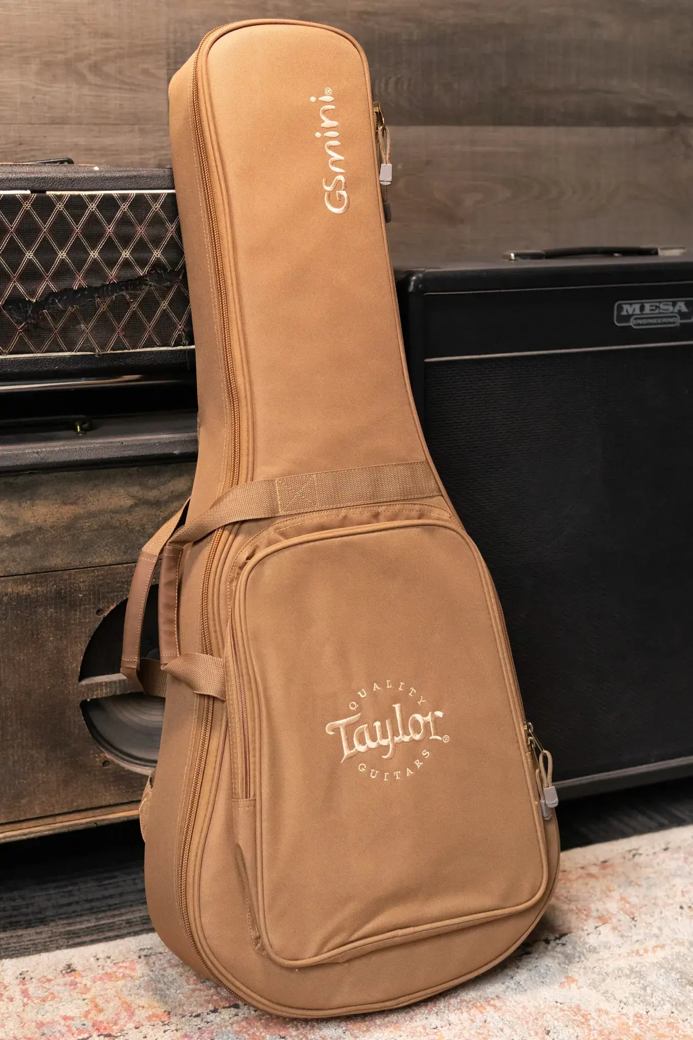 Taylor GS Mini Sapele Acoustic Guitar with Tan Structured Gigbag