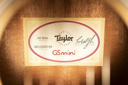 Taylor GS Mini Sapele with Tan Structured Gig Bag