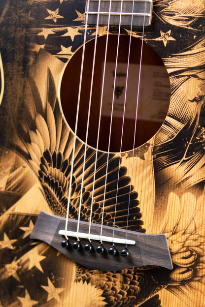 Taylor GS Mini Special Edition Guitars 4 Veterans Acoustic Guitar with GS Mini Bag