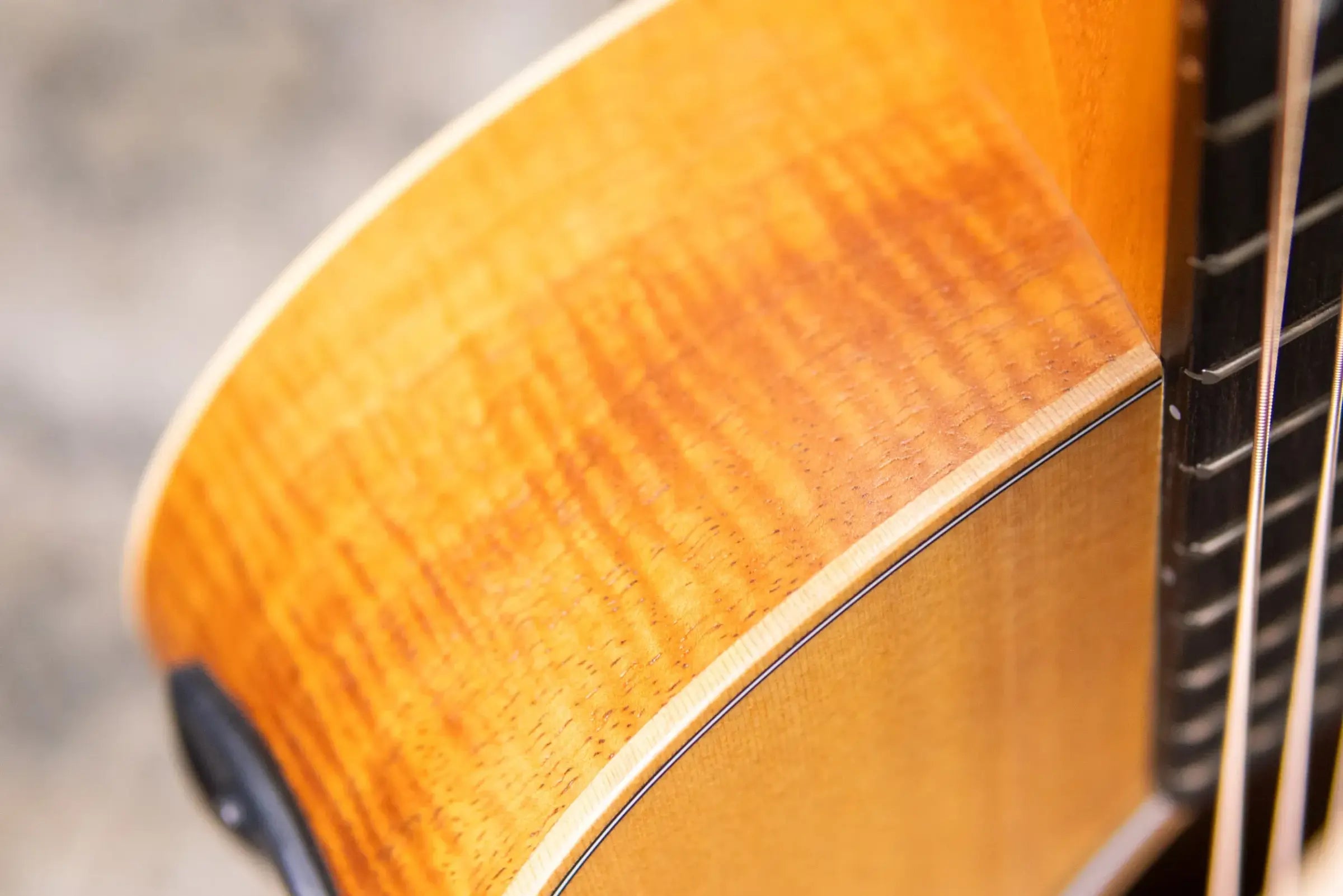 Taylor GS Mini-e Acoustic/Electric Guitar - Figured Koa with GS Mini Hard Bag