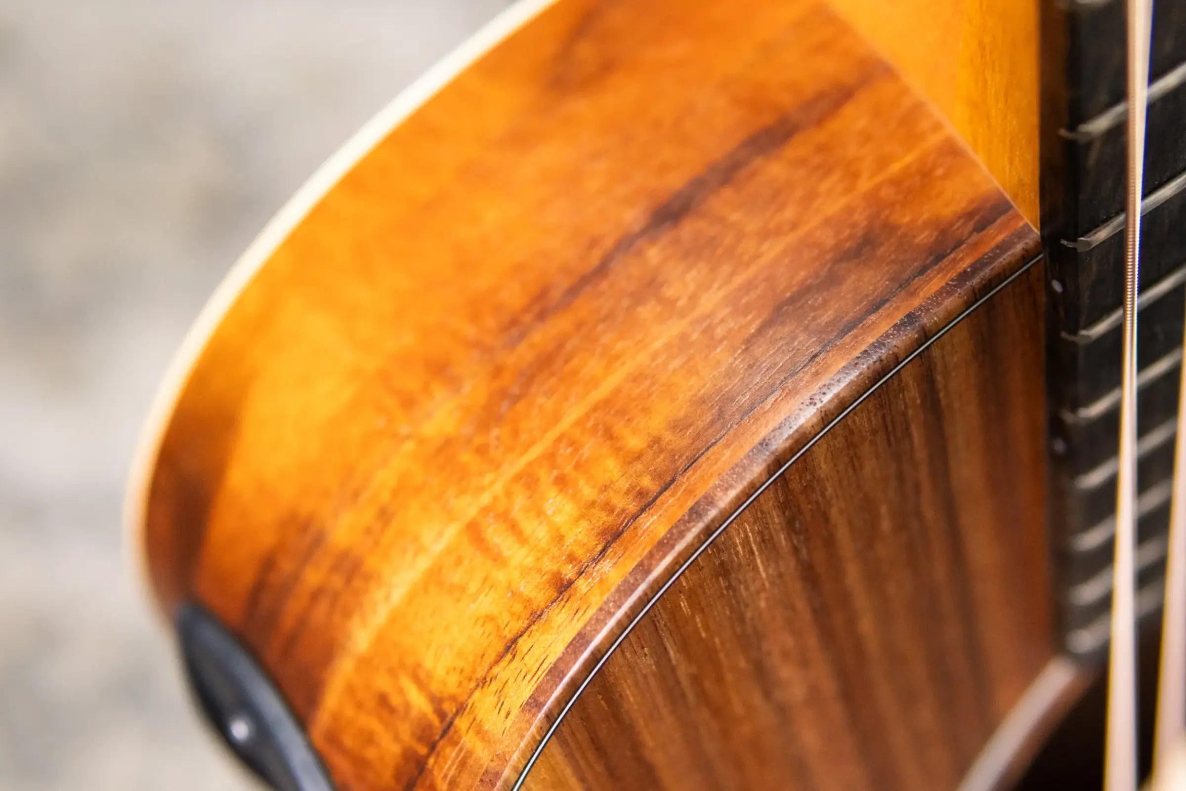 Taylor GS Mini-e Koa Acoustic/Electric Guitar with Gig Bag