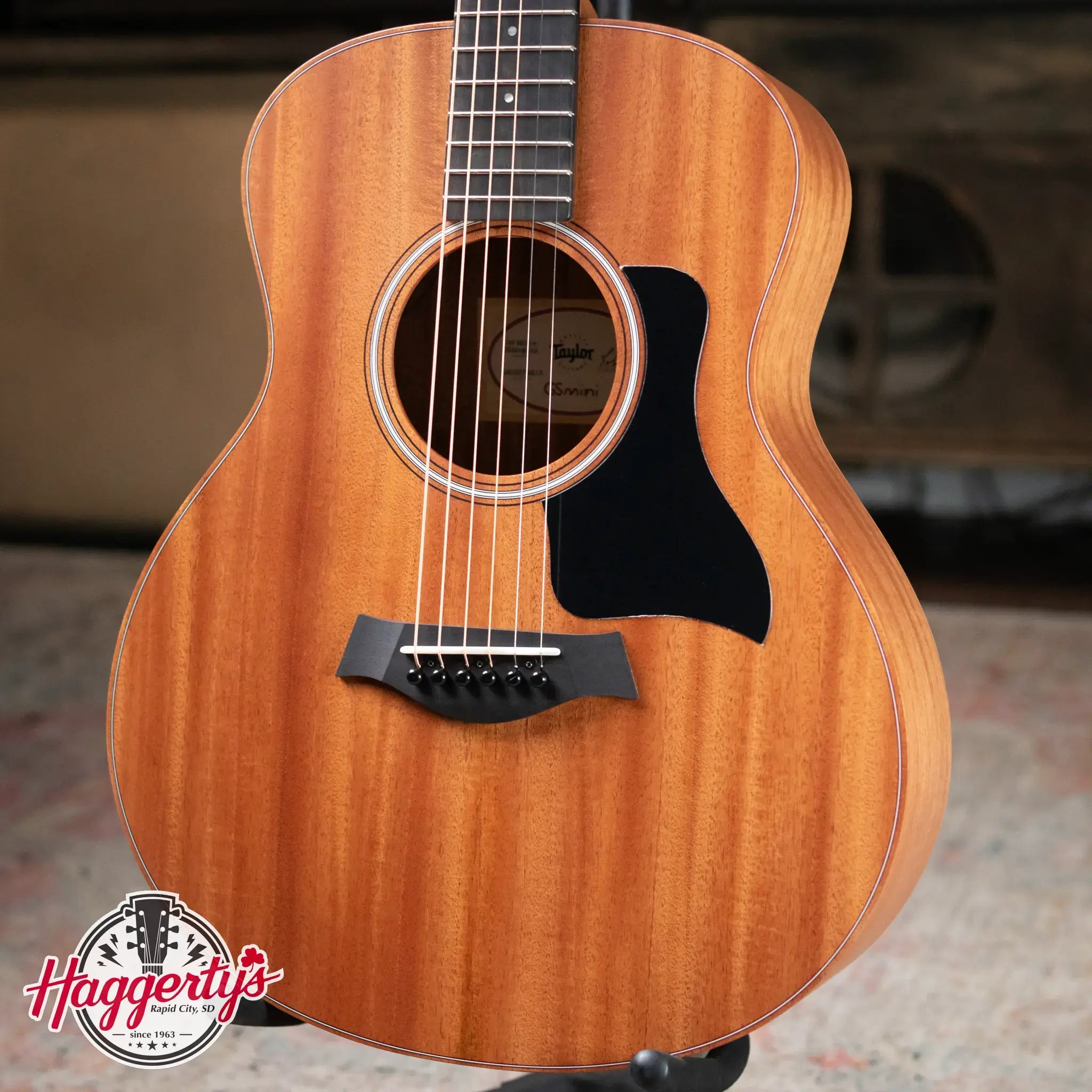 Taylor GS Mini-e Mahogany Acoustic-Electric Guitar w/ Structured Gig Bag