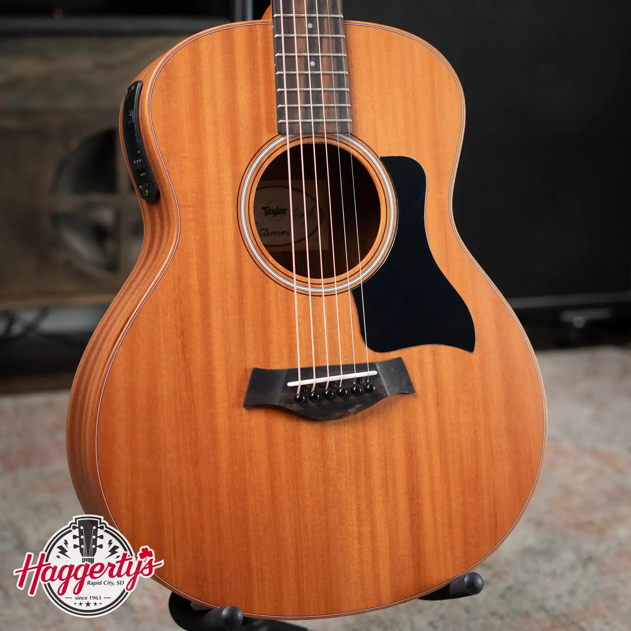 Taylor GS Mini-e Mahogany Acoustic-Electric Guitar w/ Structured Gig Bag