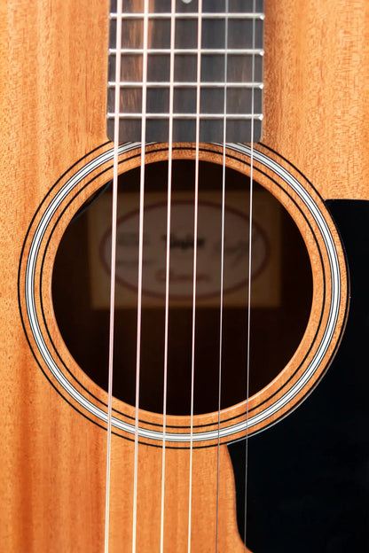 Taylor GS Mini-e Mahogany Acoustic-Electric Guitar w/ Structured Gig Bag