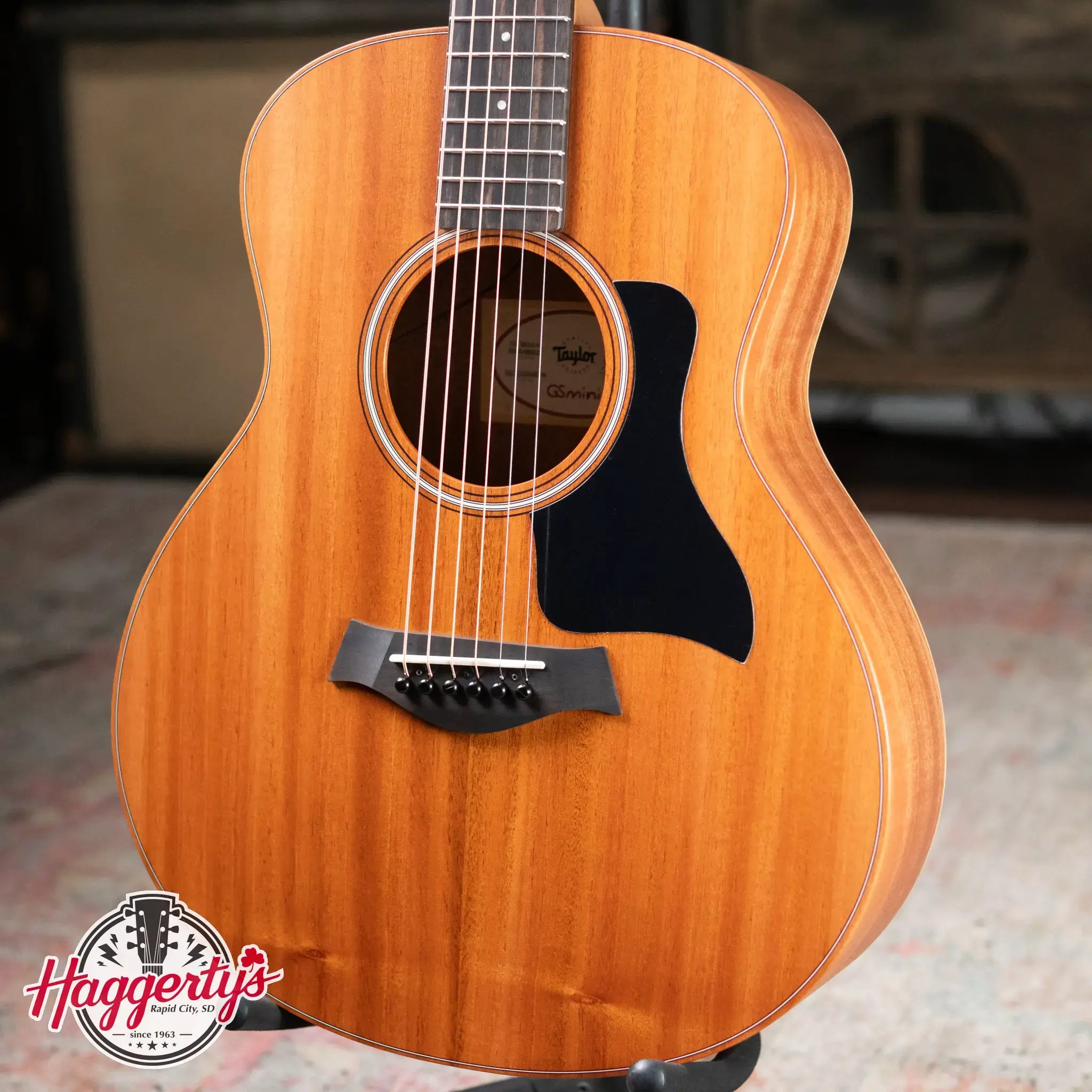 Taylor GS Mini-e Mahogany Acoustic-Electric Guitar w/ Structured Gig Bag