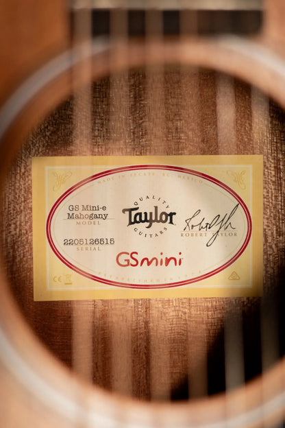 Taylor GS Mini-e Mahogany Acoustic/Electric Guitar with GS Mini Bag