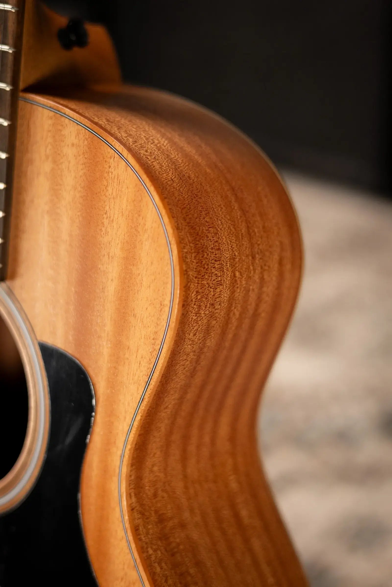 Taylor GS Mini-e Mahogany Acoustic/Electric Guitar with GS Mini Bag