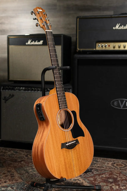 Taylor GS Mini-e Mahogany Acoustic/Electric Guitar with GS Mini Bag