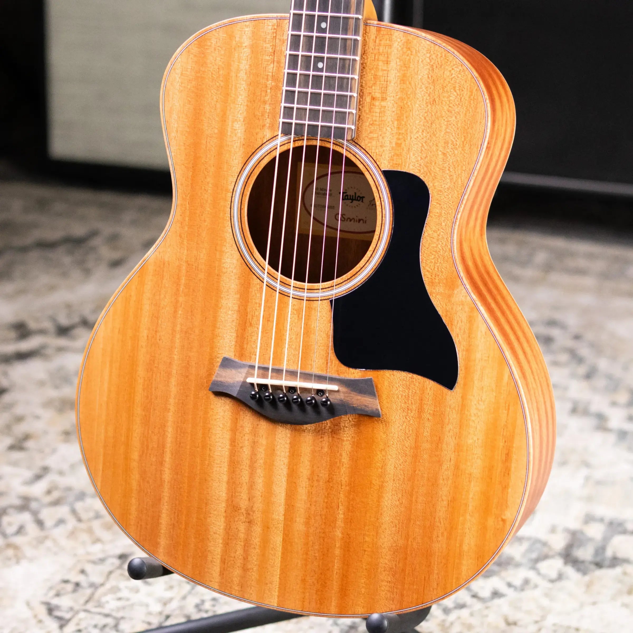 Taylor GS Mini-e Mahogany Acoustic/Electric Guitar with GS Mini Hard Bag