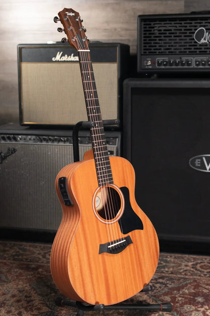 Taylor GS Mini-e Mahogany Acoustic-Electric Guitar with Gig Bag