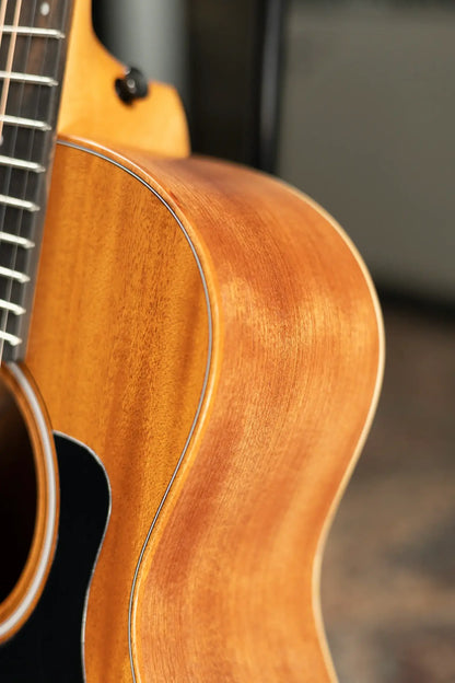 Taylor GS Mini-e Mahogany Acoustic-Electric Guitar with Gig Bag