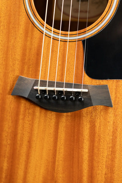 Taylor GS Mini-e Mahogany Acoustic-Electric Guitar with Gig Bag