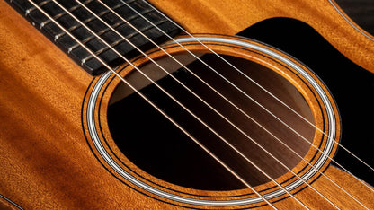 Taylor GS Mini-e Mahogany Acoustic-Electric Guitar with Structured Gig Bag
