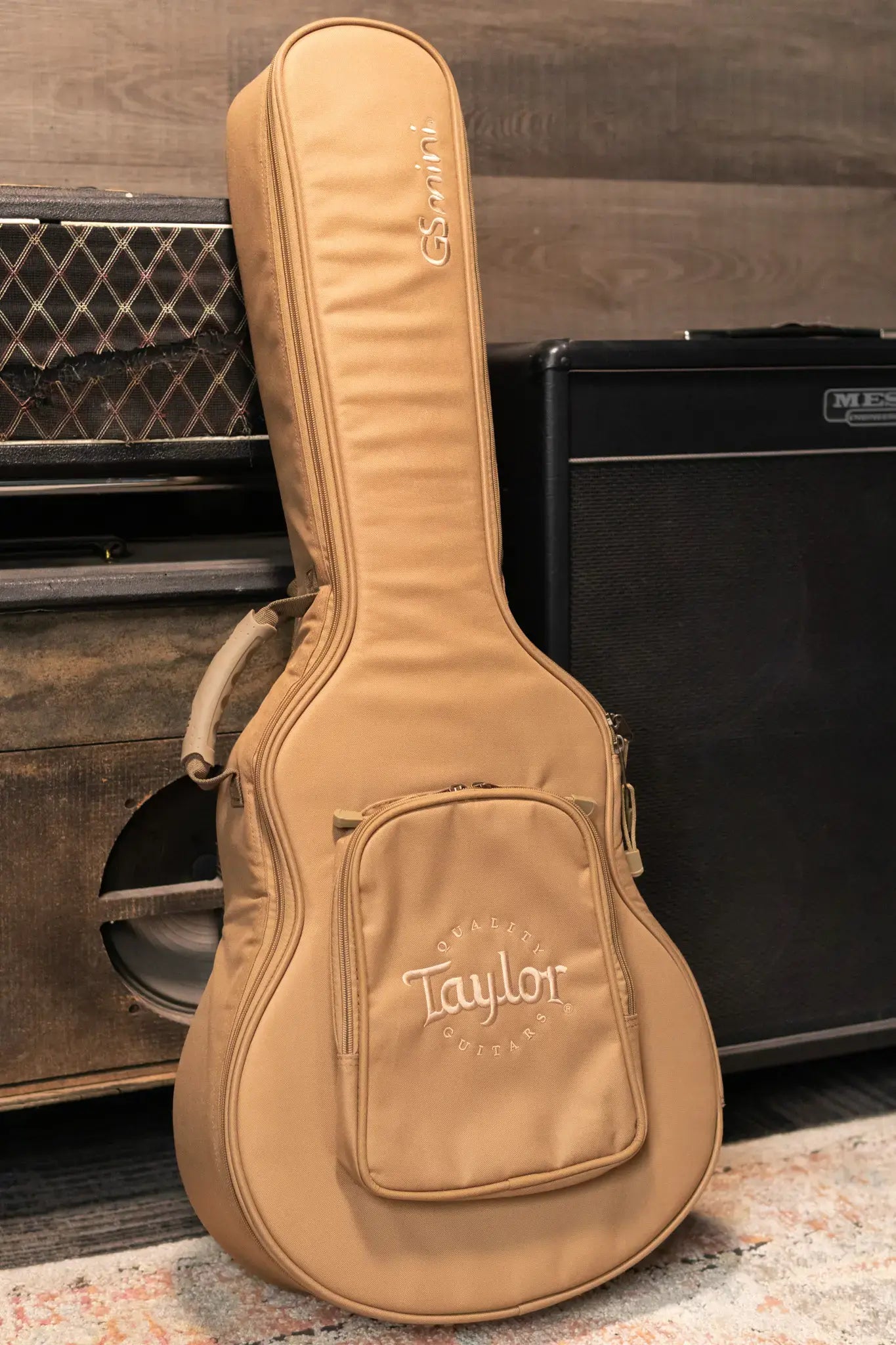 Taylor GS Mini-e Mahogany Acoustic-Electric Guitar with Structured Gig Bag