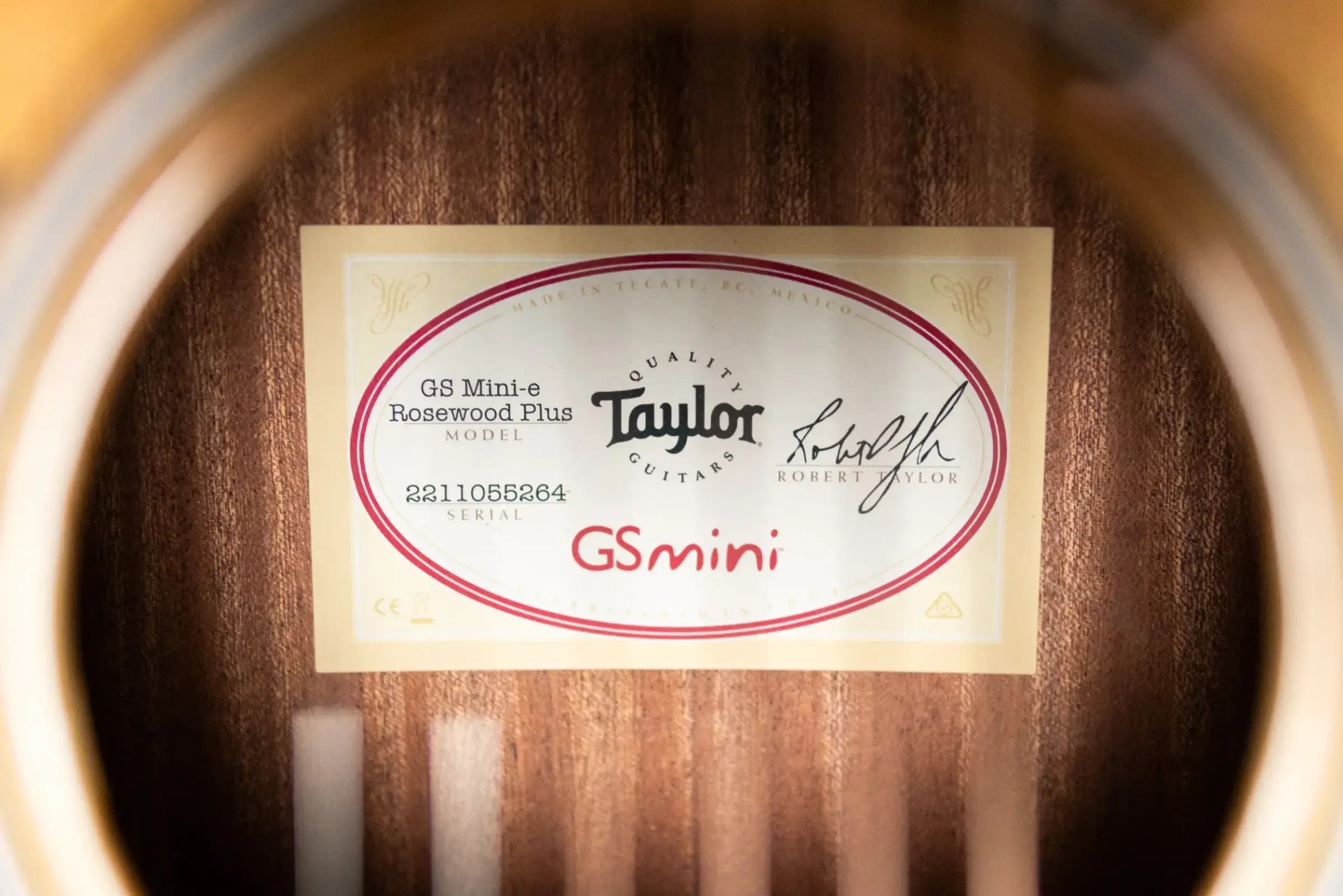 Taylor GS Mini-e Rosewood Plus Left-Handed Acoustic/Electric Guitar - Natural with Aerocase
