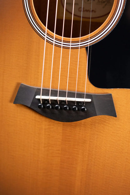 Taylor GS Mini-e Special Edition Acoustic/Electric Guitar - Honeyburst with GS Mini Bag