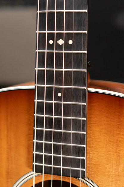 Taylor Gold Label 514e SB Super Auditorium Acoustic/Electric Guitar - Sunburst with Firestripe Pickguard and Hardshell Case