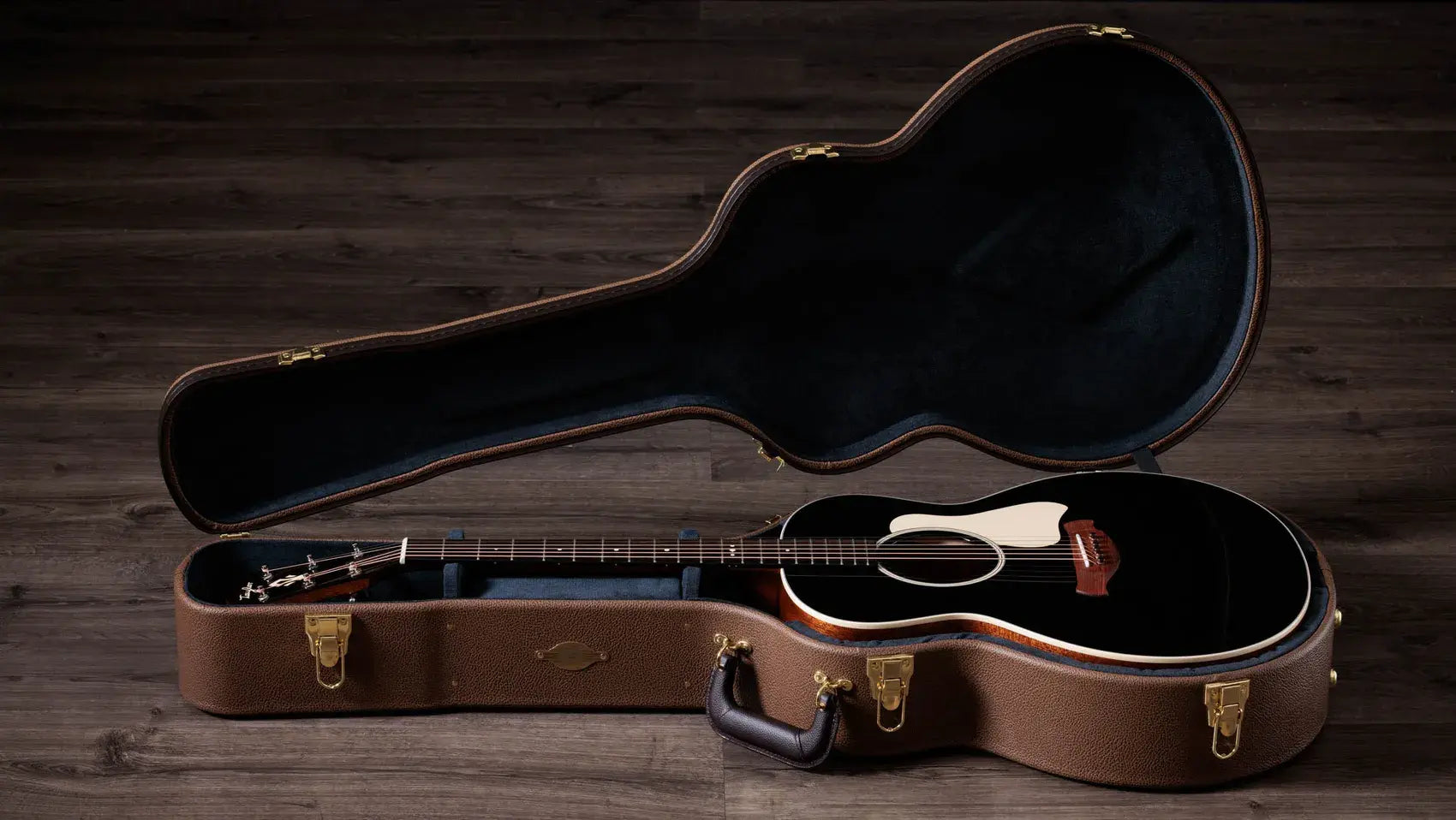 Taylor Gold Label 514e Super Auditorium Acoustic/Electric Guitar - Blacktop with Hardshell Case