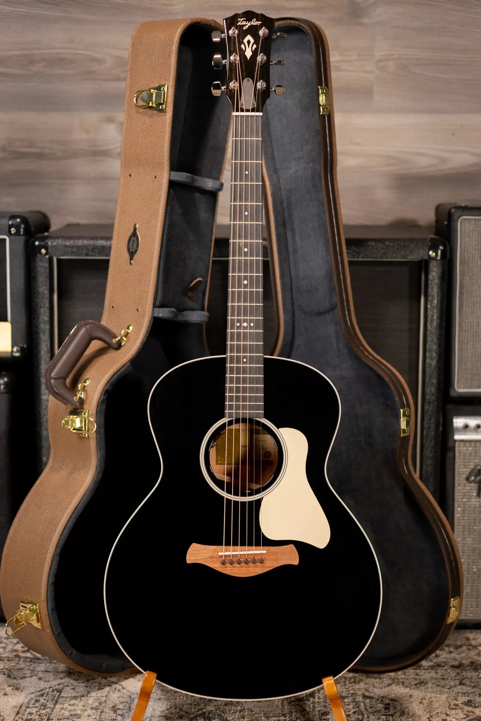 Taylor Gold Label 514e Super Auditorium Acoustic/Electric Guitar - Blacktop with Hardshell Case