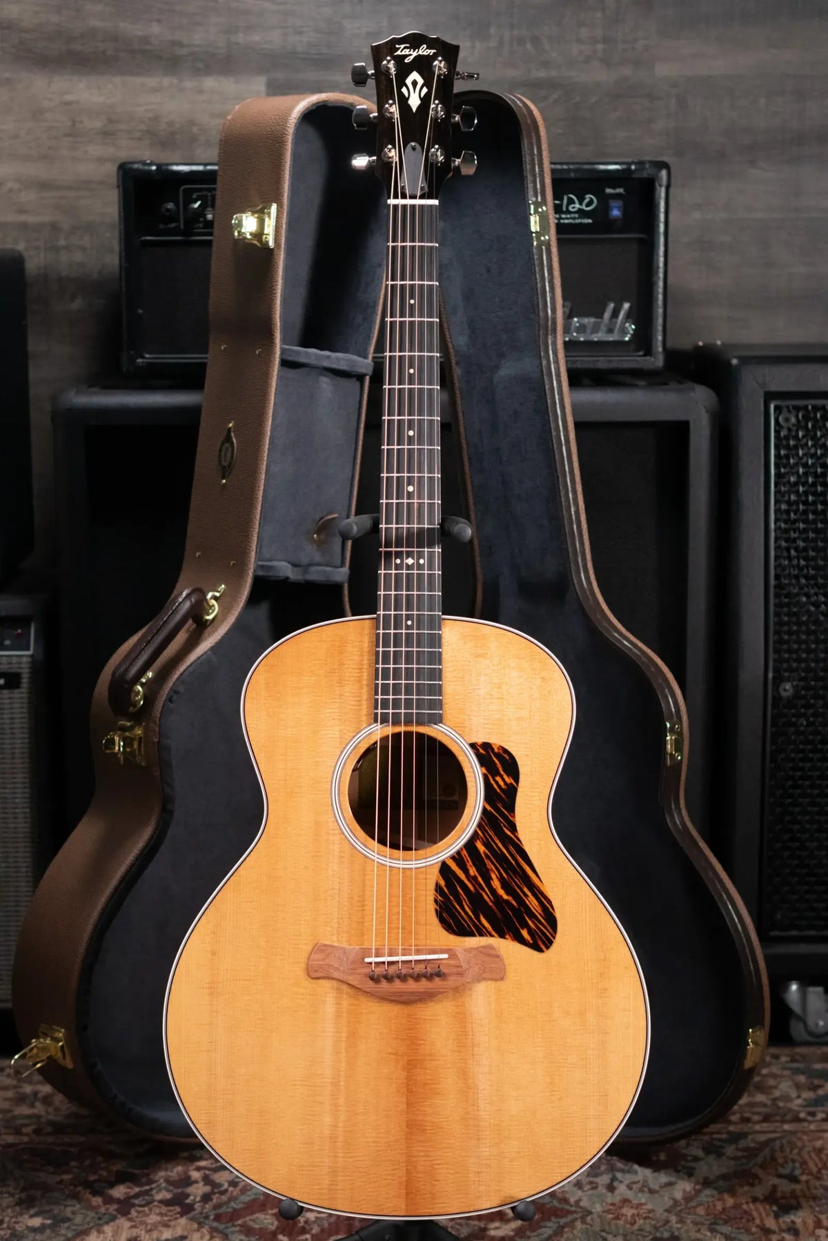 Taylor Gold Label 514e Super Auditorium Acoustic/Electric Guitar with Hardshell Case