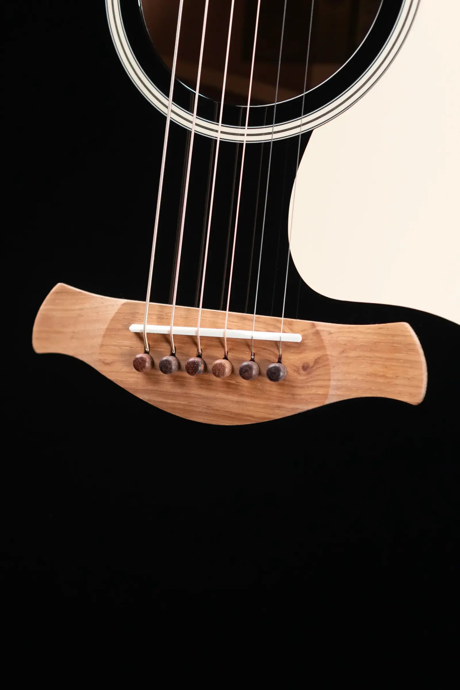 Taylor Gold Label 517e Grand Pacific Acoustic/Electric Guitar - Blacktop with Hardshell Case