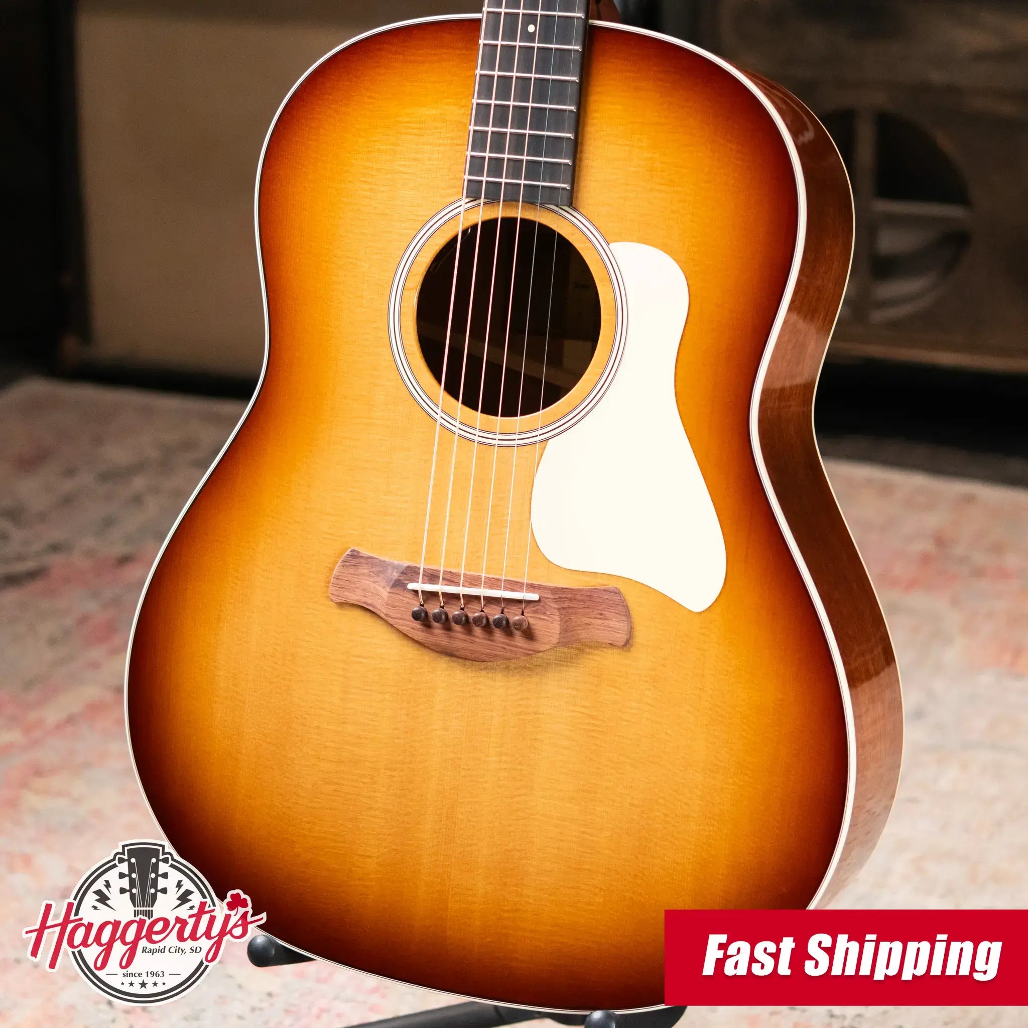 Taylor Gold Label 517e SB Grand Pacific Acoustic/Electric Guitar - Sunburst with Cream Pickguard and Hardshell Case