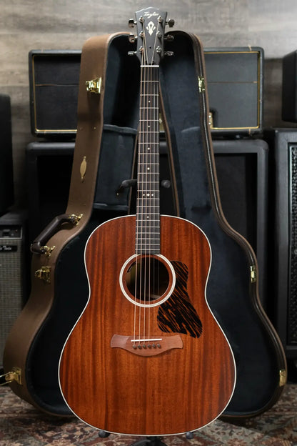 Taylor Gold Label 527e Grand Pacific Acoustic/Electric Guitar - All Mahogany with Hardshell Case