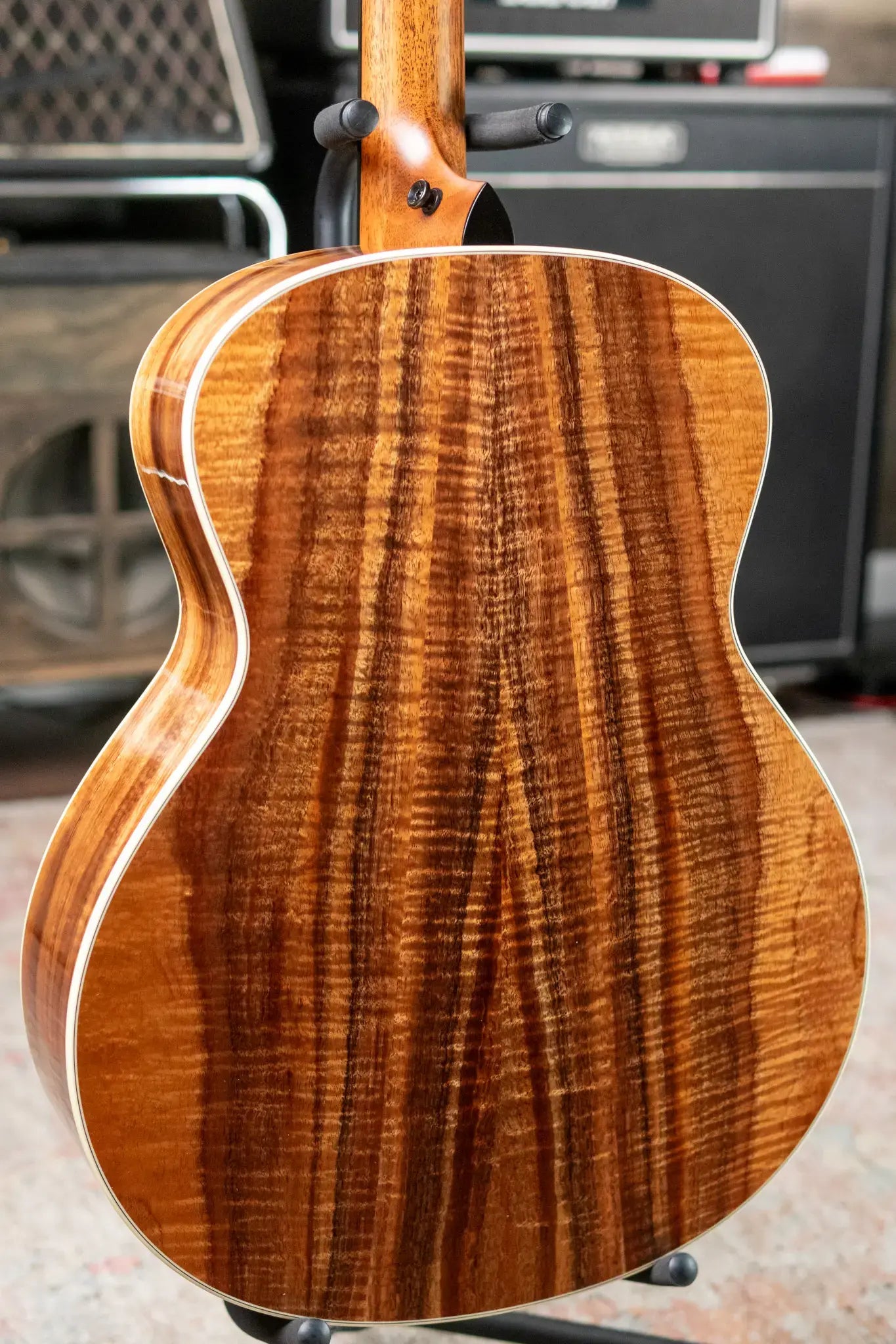 Taylor Gold Label 814e Super Auditorium Koa Acoustic/Electric with Hardshell Case