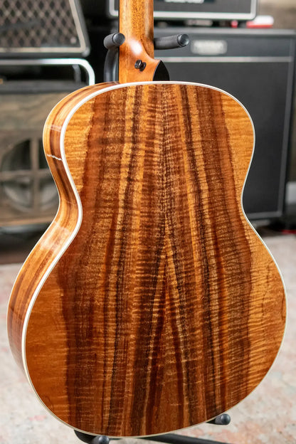Taylor Gold Label 814e Super Auditorium Koa Acoustic/Electric with Hardshell Case