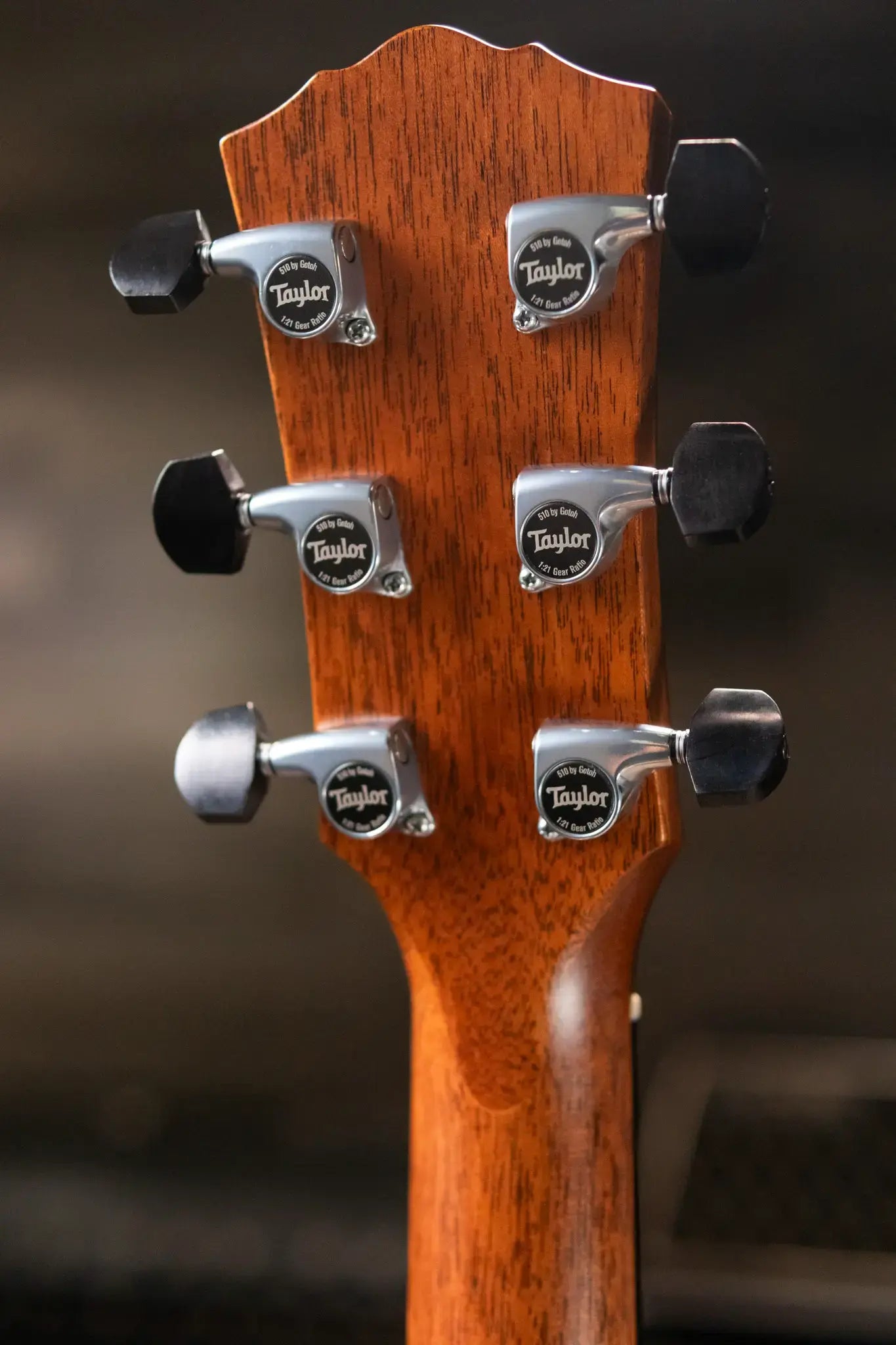 Taylor Gold Label 814e Honduran Rosewood Super Auditorium Acoustic/Electric Guitar - Burst Top with Hardshell Case
