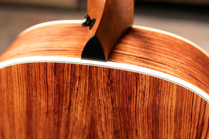 Taylor Gold Label 814e Honduran Rosewood Super Auditorium Acoustic/Electric Guitar - Burst Top with Hardshell Case