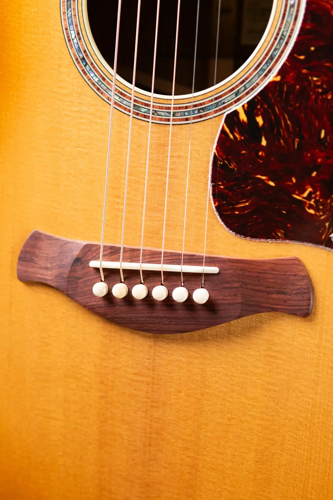 Taylor Gold Label 814e Honduran Rosewood Super Auditorium Acoustic/Electric Guitar - Burst Top with Hardshell Case - Floor Demo