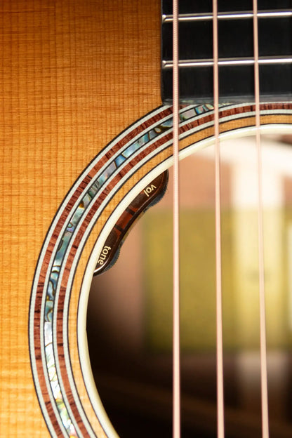 Taylor Gold Label 814e Koa Super Auditorium Acoustic/Electric Guitar - Sunburst Top with Hardshell Case