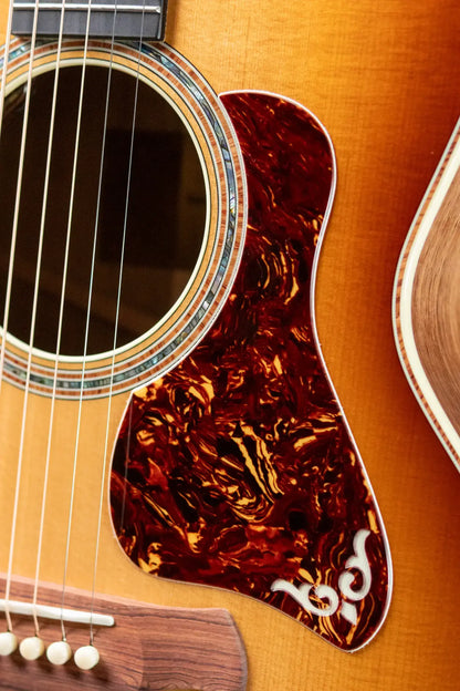 Taylor Gold Label 814e SB Super Auditorium Honduran Rosewood Acoustic/Electric Guitar - Burst Top with Hardshell Case