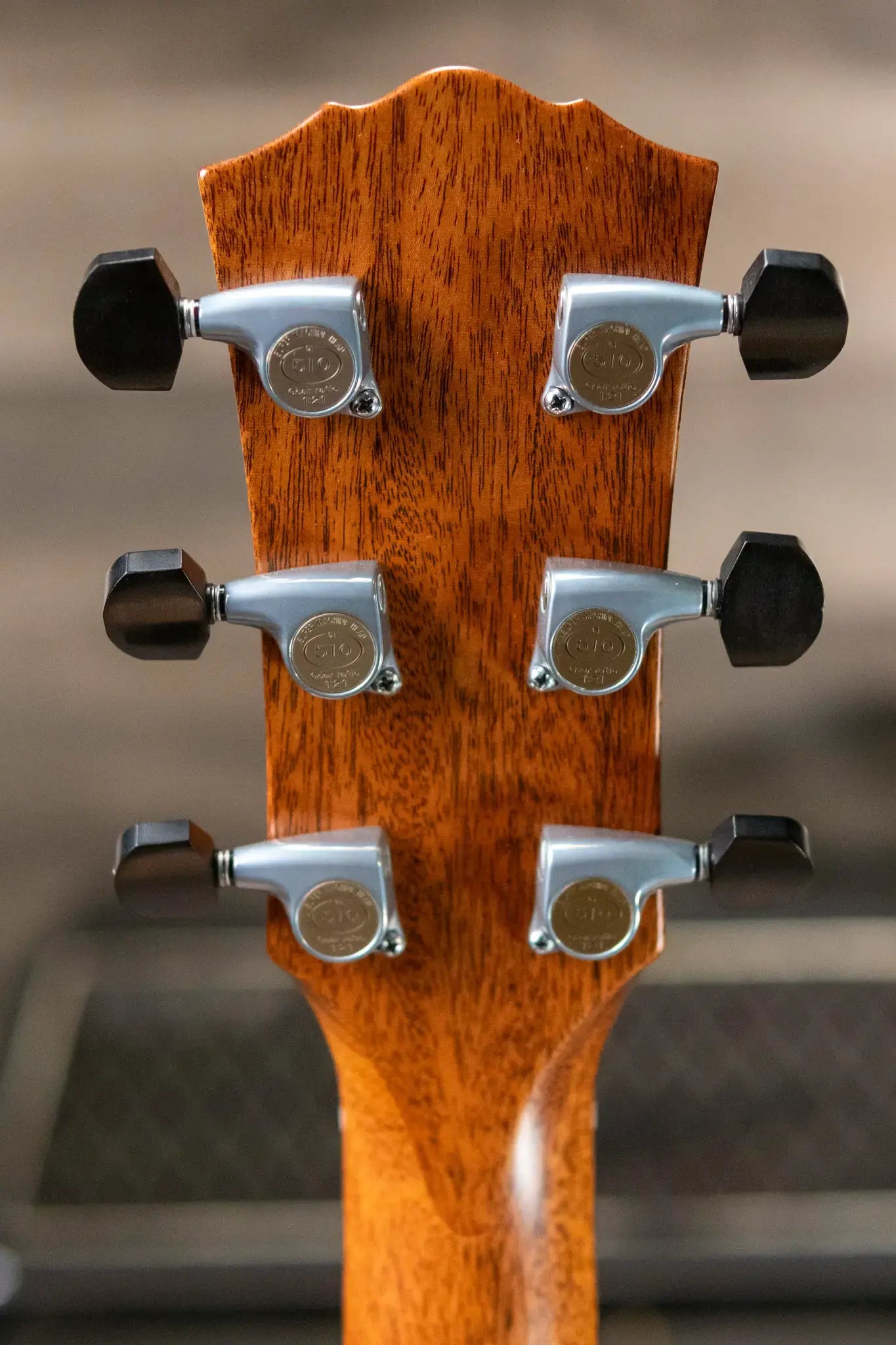 Taylor Gold Label 814e SB Honduran Rosewood Super Auditorium Acoustic/Electric Guitar - Burst Top with Hardshell Case