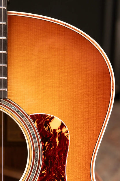 Taylor Gold Label 814e SB Honduran Rosewood Super Auditorium Acoustic/Electric Guitar - Burst Top with Hardshell Case