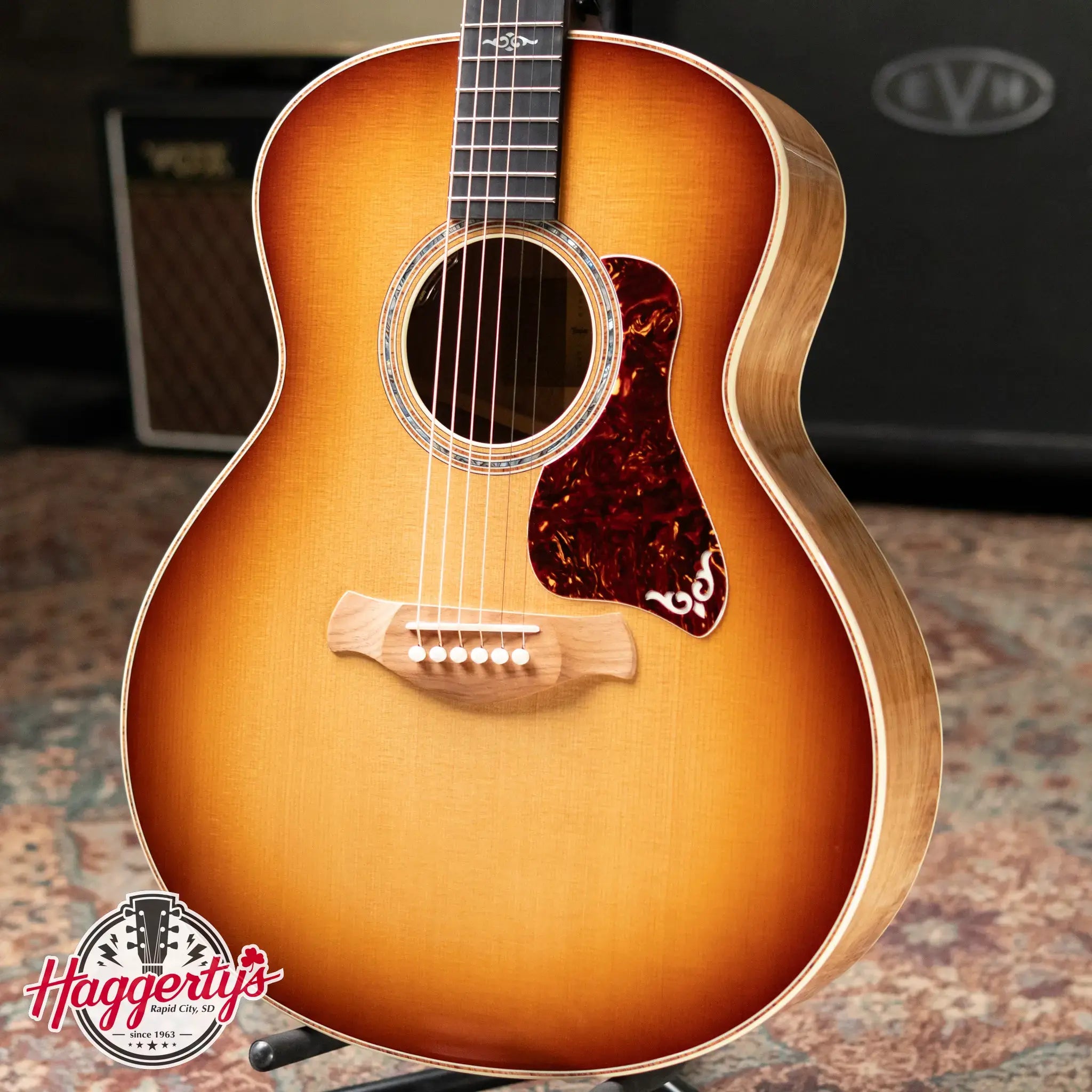 Taylor Gold Label 814e-SB Honduran Rosewood Super Auditorium Acoustic/Electric Guitar - Sunburst Top with Hardshell Case - Floor Model Demo