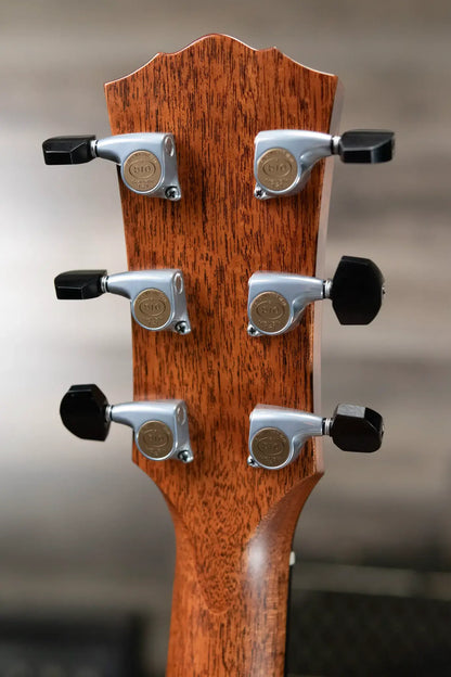 Taylor Gold Label 814e Super Grand Auditorium Honduran Rosewood Acoustic/Electric Guitar - Natural Top with Hardshell Case - Factory Demo